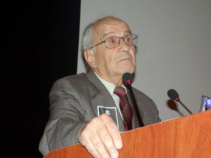 Prof. Dr. Mümtaz Soysal Vefat Etti