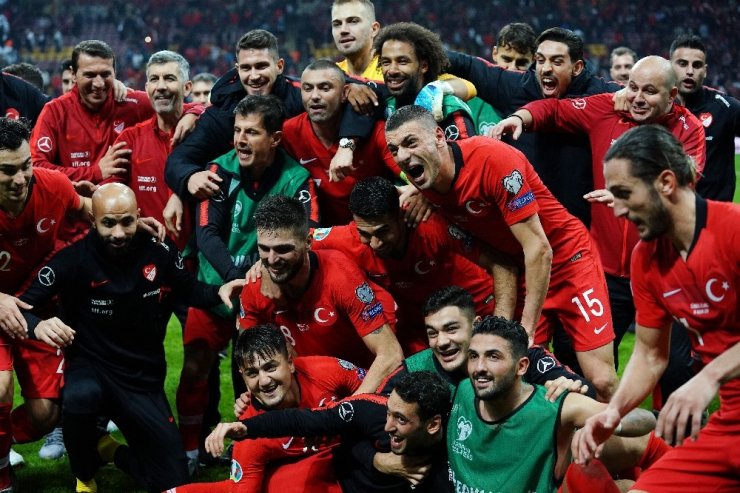 A Milliler Euro 2020’i Garantiledi