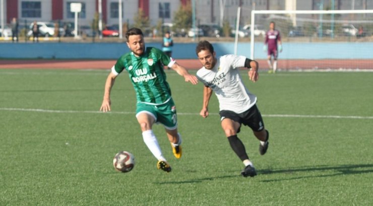 Kars 36 Spor Zirvede Yerini Aldı