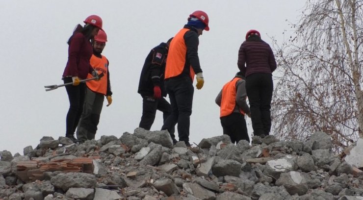 Kars’ta AFAD Gönüllü Eğitimi