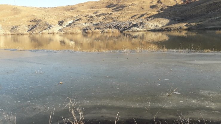 Kars Çayı Kısmen Buz Tuttu