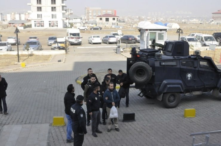 Kars’ta FETÖ Operasyonu