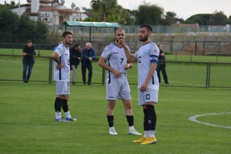 'Futbol Turnuvası'nda KAÜ Fırtınası