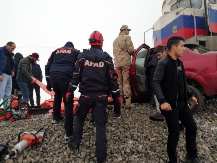 Kars’ta Tren Kazası: 3 Ölü