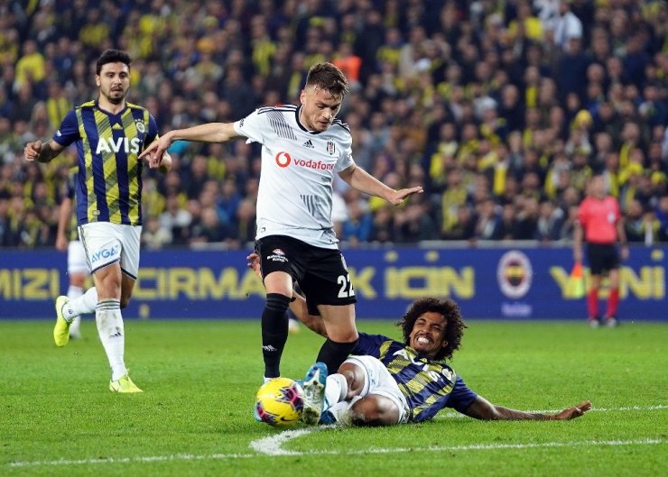 Yılın Son Derbisi Fenerbahçe’nin