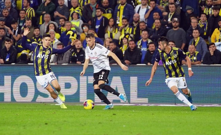 Yılın Son Derbisi Fenerbahçe’nin