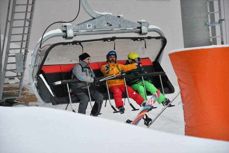 Sarıkamış'ta Kayak Sezonu Açıldı