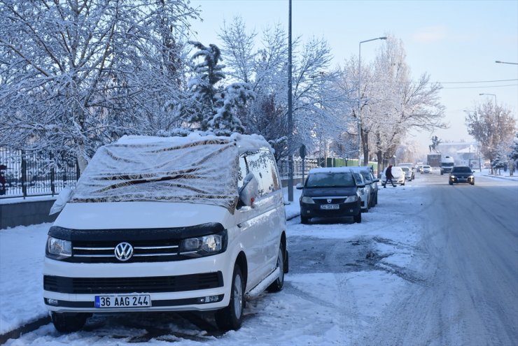 Kar Yağışı Aralıklarla Devam Ediyor