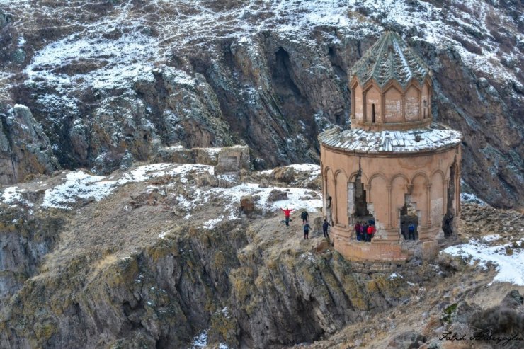 Karslı Dağcılar, Digor Beş Kilise’de