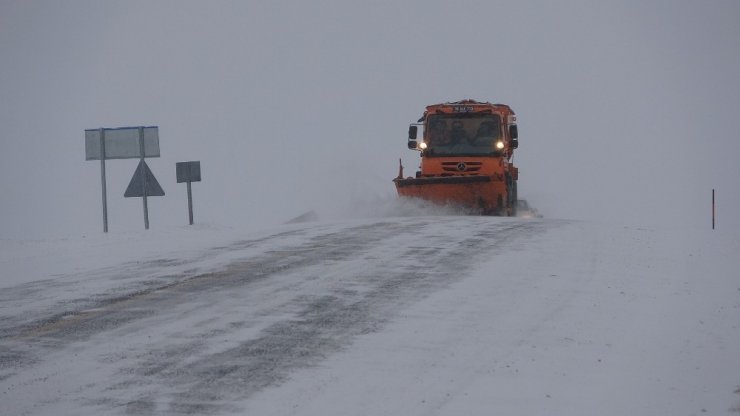 Ardahan’da Ulaşıma Kar, Tipi Ve Sis Engeli