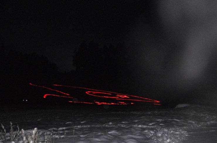 Sarıkamış’ta Meşaleli Kayak ve Lazer Gösterisi