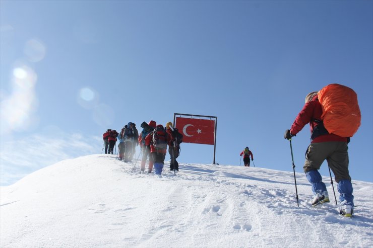 Dağcılar, Allahuekber Dağı'na Tırmandı