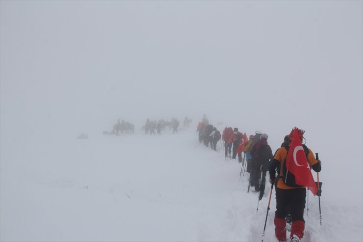 Dağcılar, Allahuekber Dağı'na Tırmandı