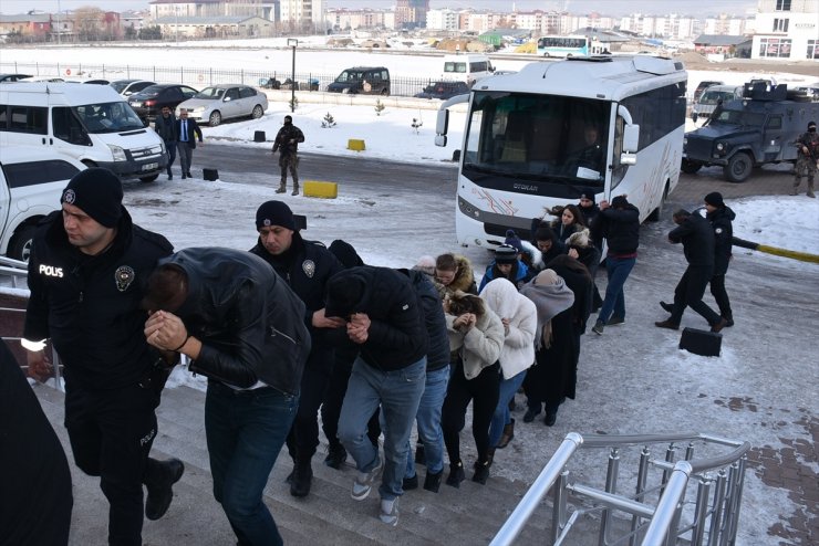 'Dolandırıcılık' Operasyonu: 15 Kişi Tutuklandı