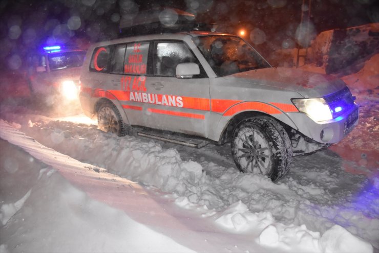 Kars Ve Erzincan'da Mahsur Kalan Hastalar İçin Ekipler Seferber Oldu