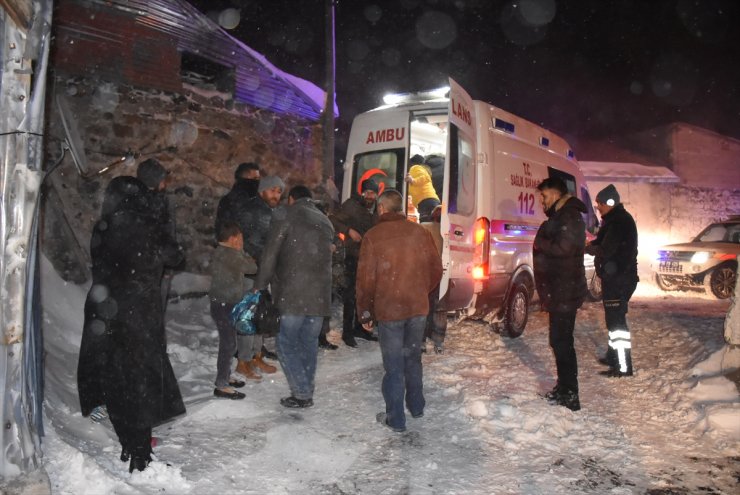 Kars Ve Erzincan'da Mahsur Kalan Hastalar İçin Ekipler Seferber Oldu