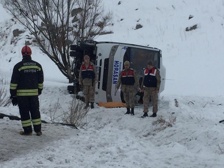 Erzurum’da Halk Otobüsü Devrildi: 1 Ölü