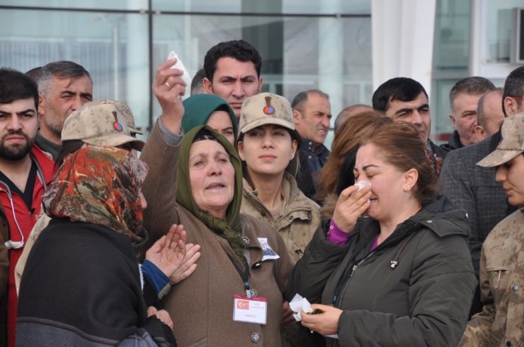 Karslı Şehidin Cenazesi Memleketine Getirildi