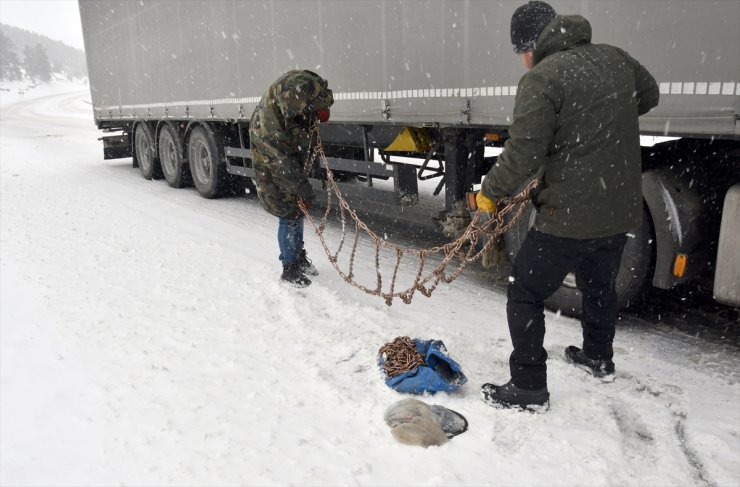 Kars'ta Kar Yağışı Ve Tipi Yaşamı Olumsuz Etkiliyor