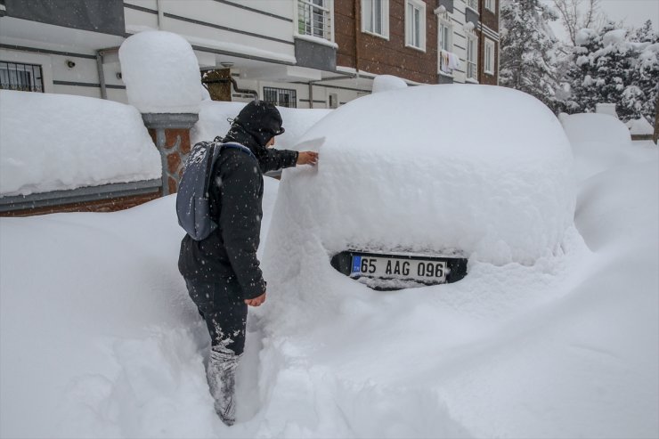 Doğu'da Kar Yağışı Ve Soğuk Hava Etkisini Sürdürüyor