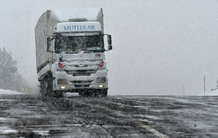 Kars ve Bölgede Kar Yağışı Sürecek