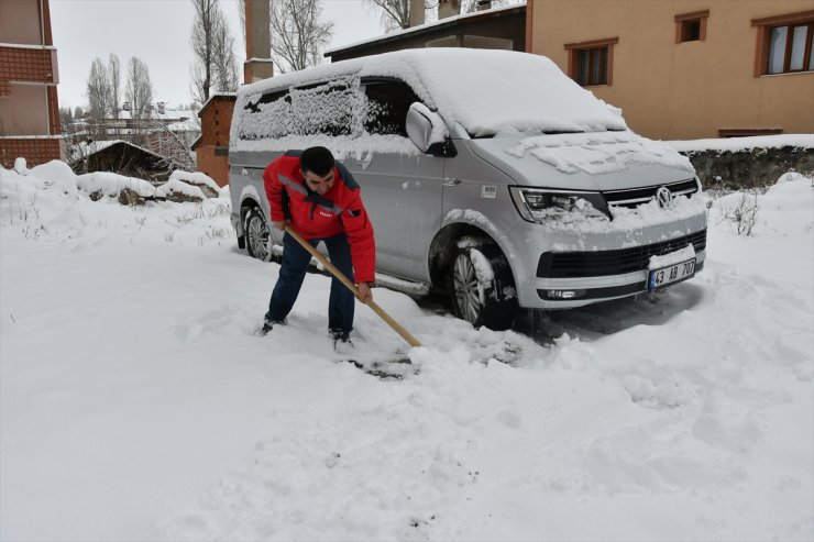 Kar Yağışı Aralıklarla Devam Ediyor