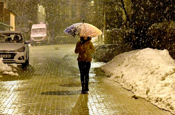 Sarıkamış'a Baharda Kar Yağdı