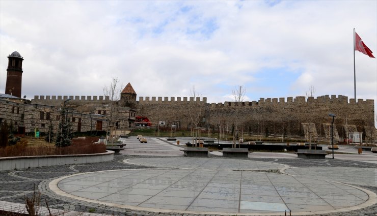 Erzurum'da Sokaklarda Sessizlik Hakim