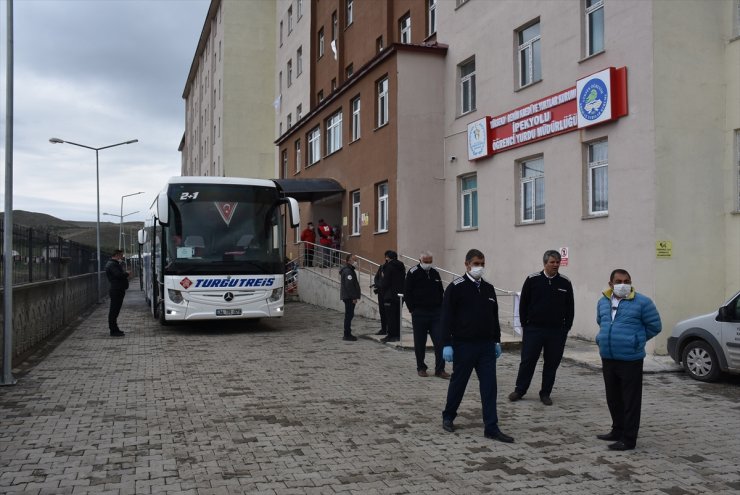 İrlanda'dan Gelenlerin 'Karantina' Süresi Bitti