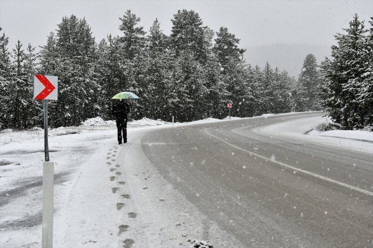 Sarıkamış'a Lapa Lapa Kar Yağdı