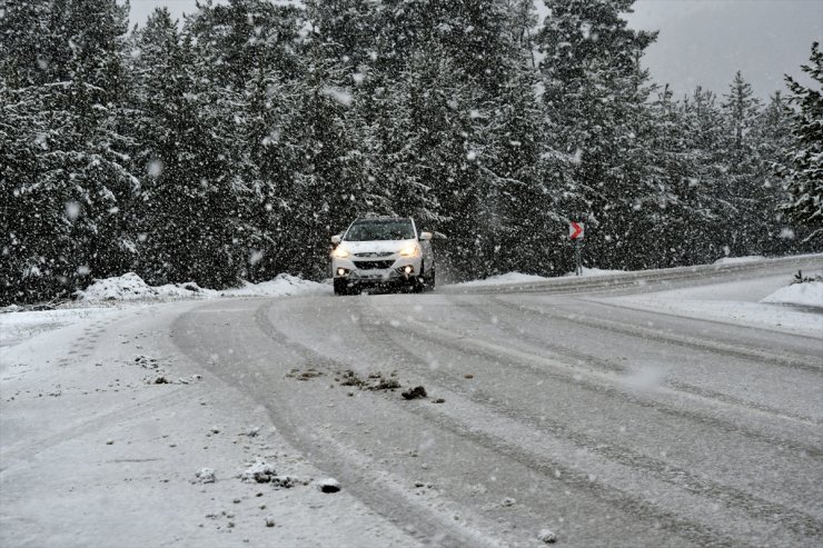 Sarıkamış'a Lapa Lapa Kar Yağdı