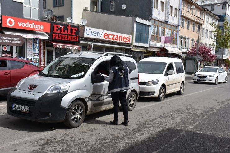 Kars'ta Sokaklar Boş Kaldı