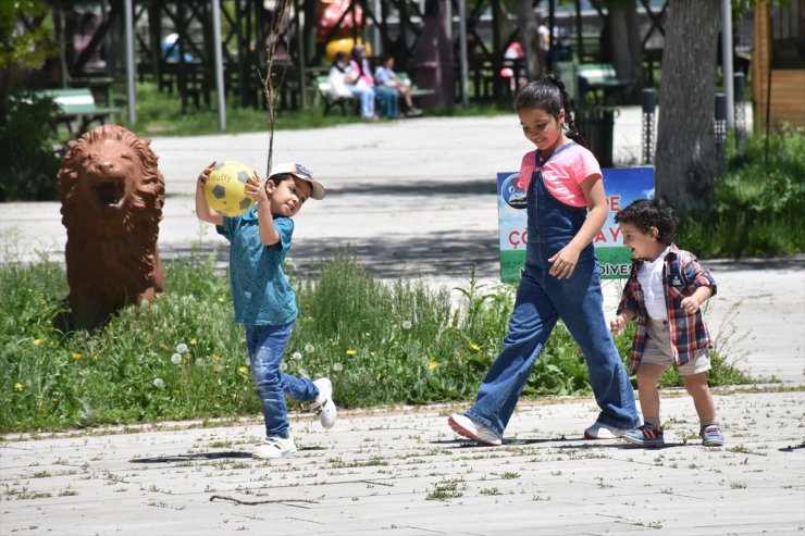 'Kars ve Bölge'de Çocuklar Dışarı Çıktı