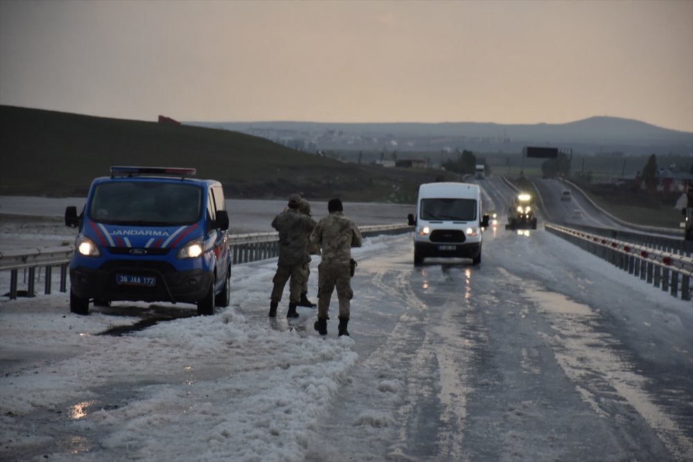 Kars'ta Dolu Nedeniyle 50 Küçükbaş Hayvan Telef Oldu