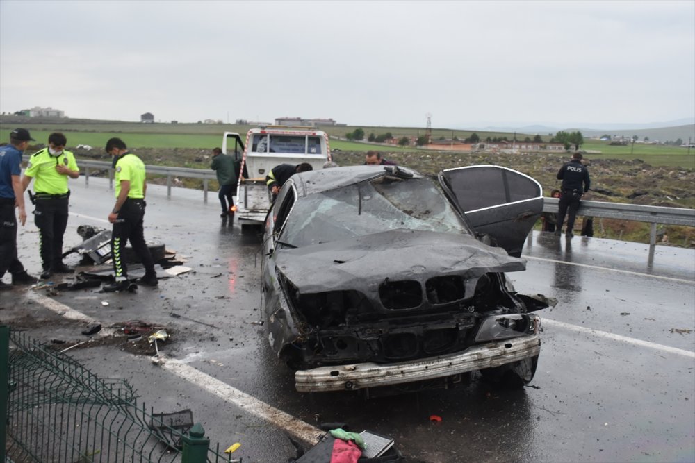 Kars'ta Trafik Kazası: 1 Ölü