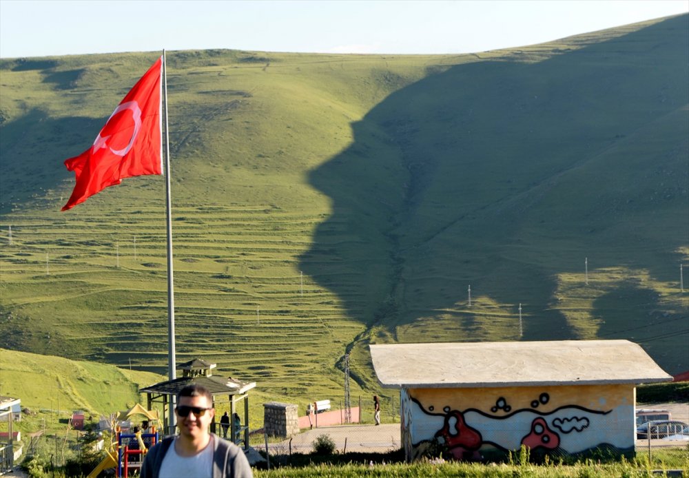 ‘Atatürk Silueti’ Görülmeye Başlandı