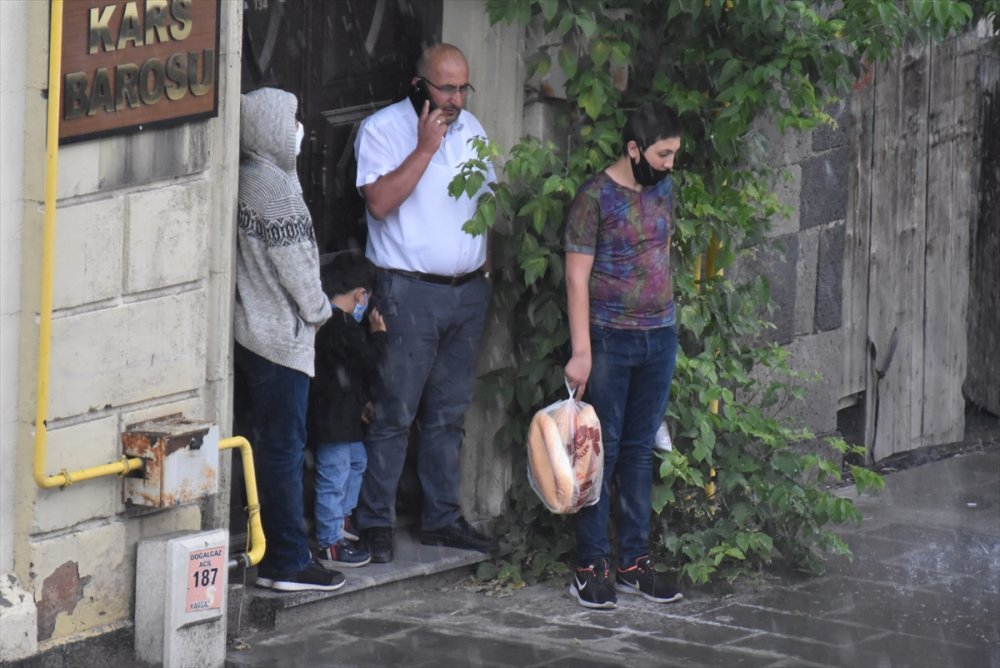 Kars'ta Şiddetli Sağanak Yağış