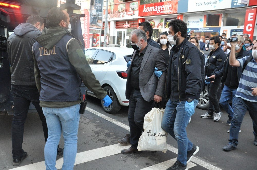 Hdp’li Kars Belediye Başkanı Bilgen Gözaltına Alındı