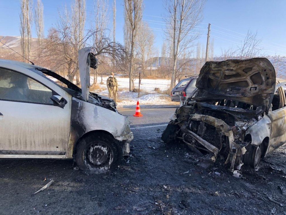 Kağızman'da Trafik Kazası: 4 Yaralı