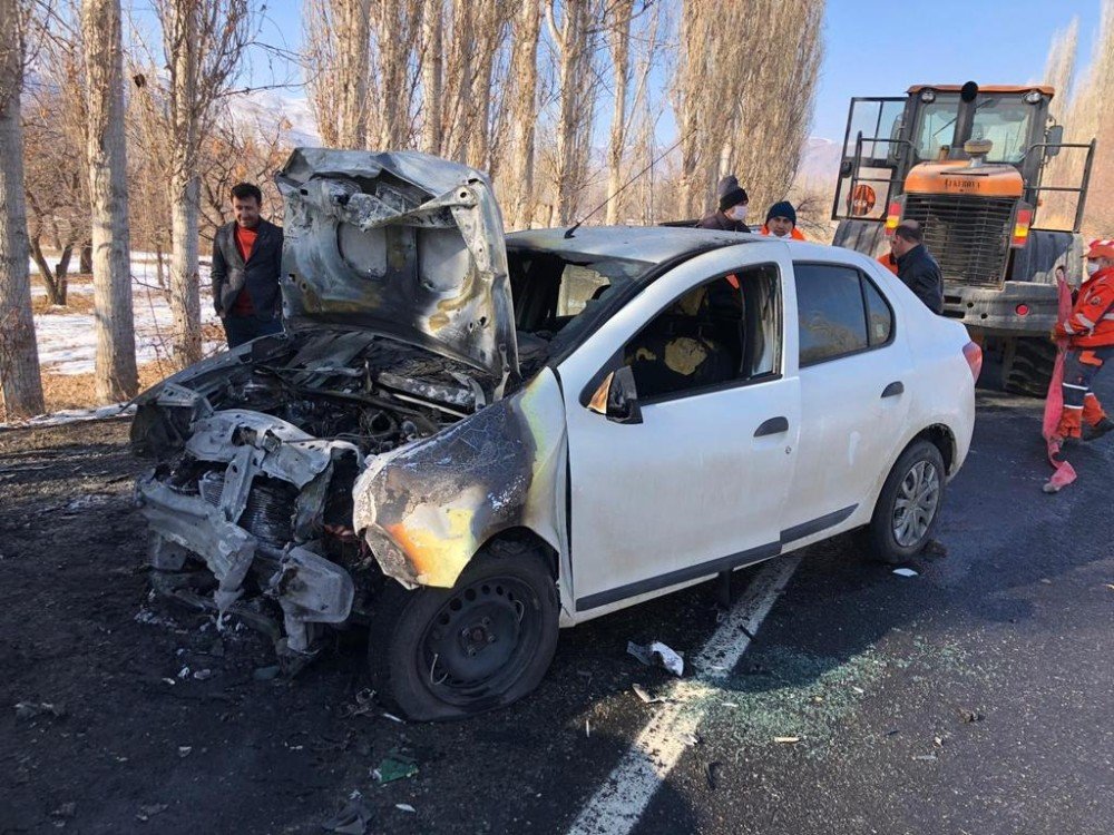 Kağızman'da Trafik Kazası: 4 Yaralı