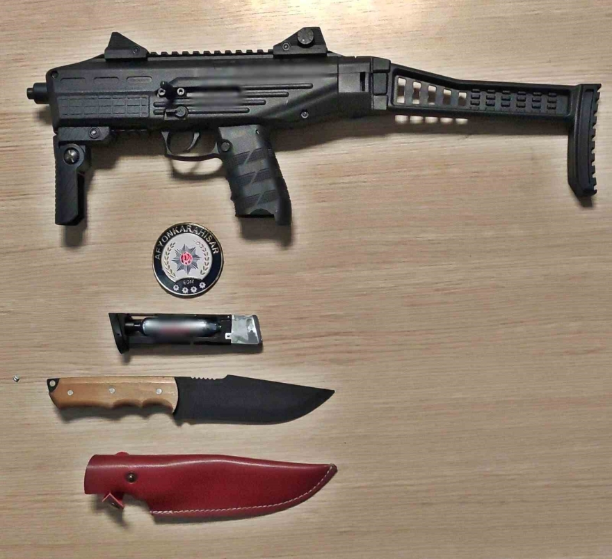 Hapis Cezasıyla Aranan 20 Kişi Yakalandı