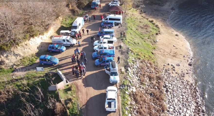 Kayıp Elif’in Ağabeyi: "varsayımlar Üzerinden Gidiliyor, Elif’ten İz Yok"