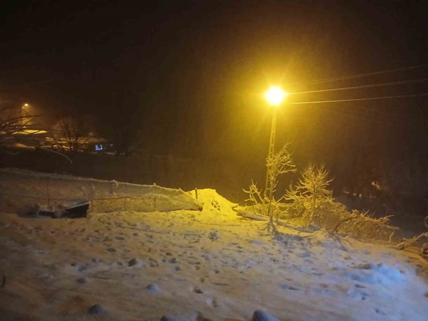 Batman’da Kar Yağışı Ulaşımı Aksattı