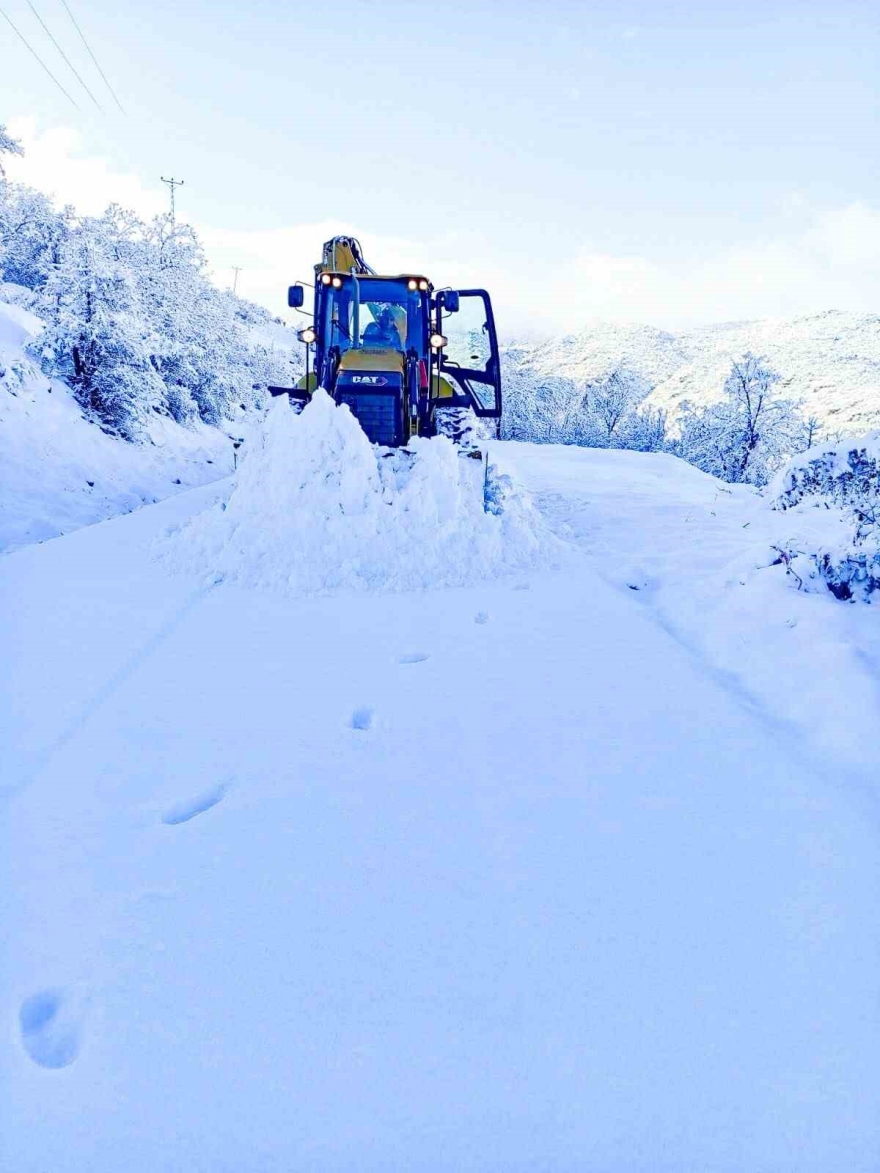 Batman’da Kar Yağışı Ulaşımı Aksattı