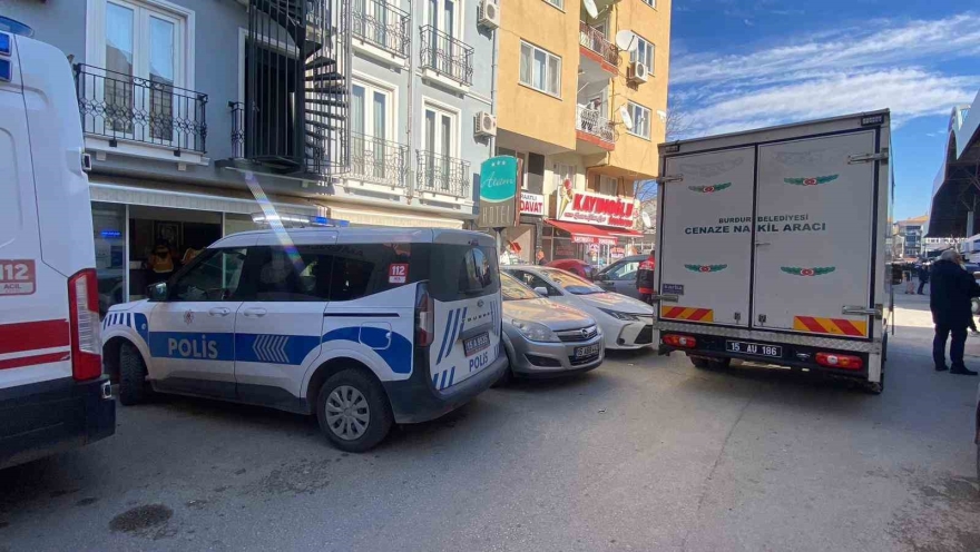 Otobüs Şoförü Kaldığı Otelde Ölü Bulundu