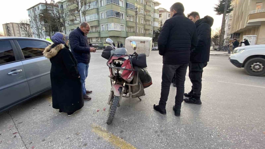 Çorum’da Otomobil İle Motosiklet Çarpıştı: 1 Yaralı