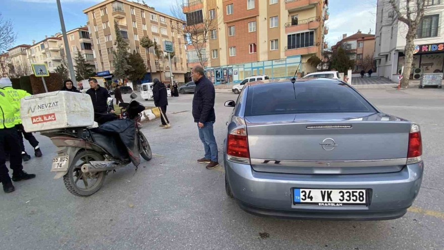 Çorum’da Otomobil İle Motosiklet Çarpıştı: 1 Yaralı