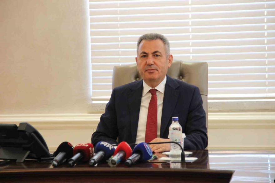 İ̇zmir’de Yılbaşı Akşamı İçin 13 Bin Personel Görev Yapacak