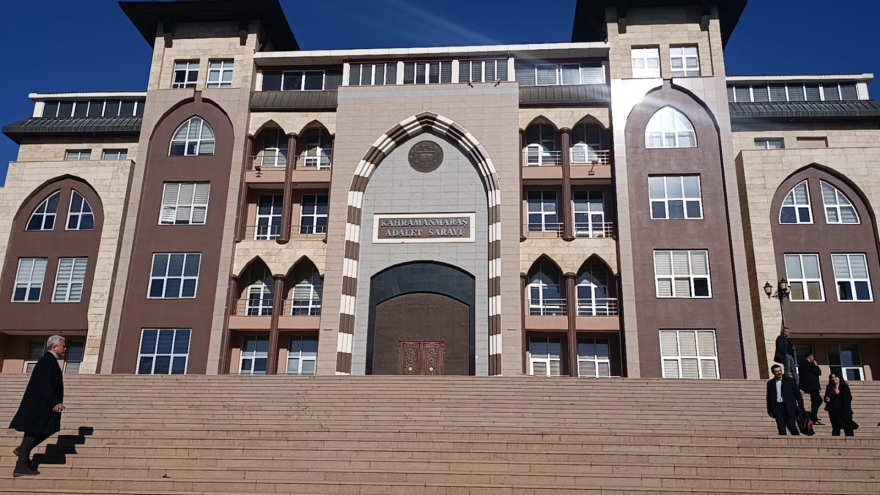 Depremde 44 Kişi Ölmüştü, Tutuklu Müteahhitten İlginç Savunma: "müteahhidim Ama Anlamam, İlkokul Mezunuyum"