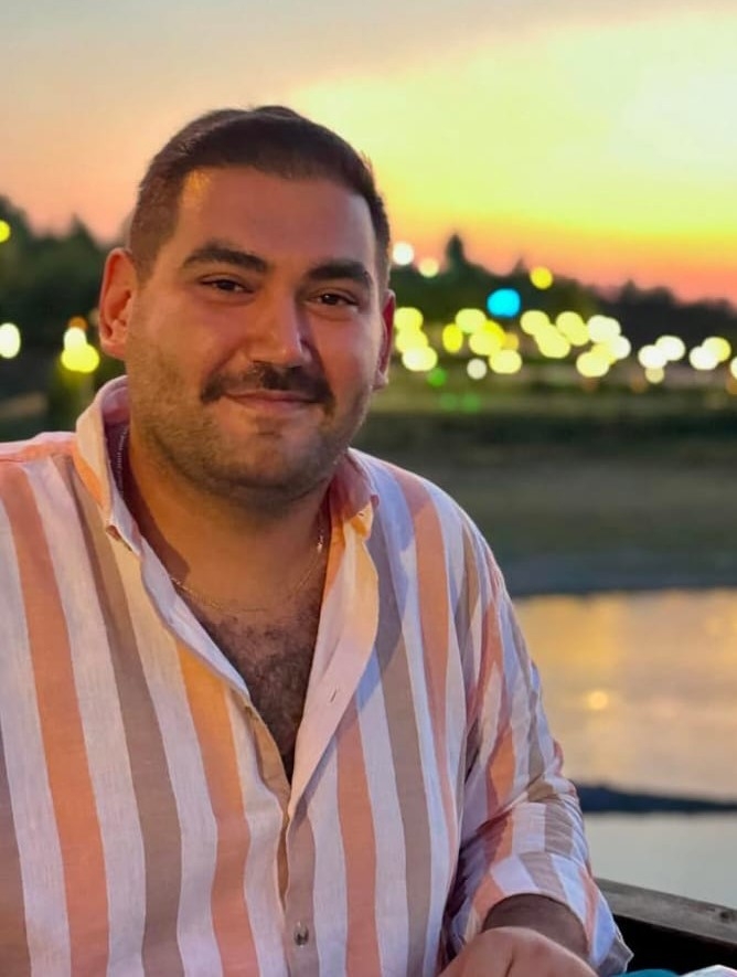 Adana’da Kargoya Bırakılan Kaçak Sigara Paketini Polise Teslim Eden Şube Müdürü Öldürüldü